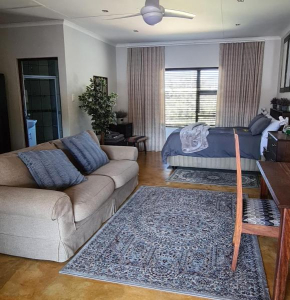 Upstairs R-1 Self-Catering Unit